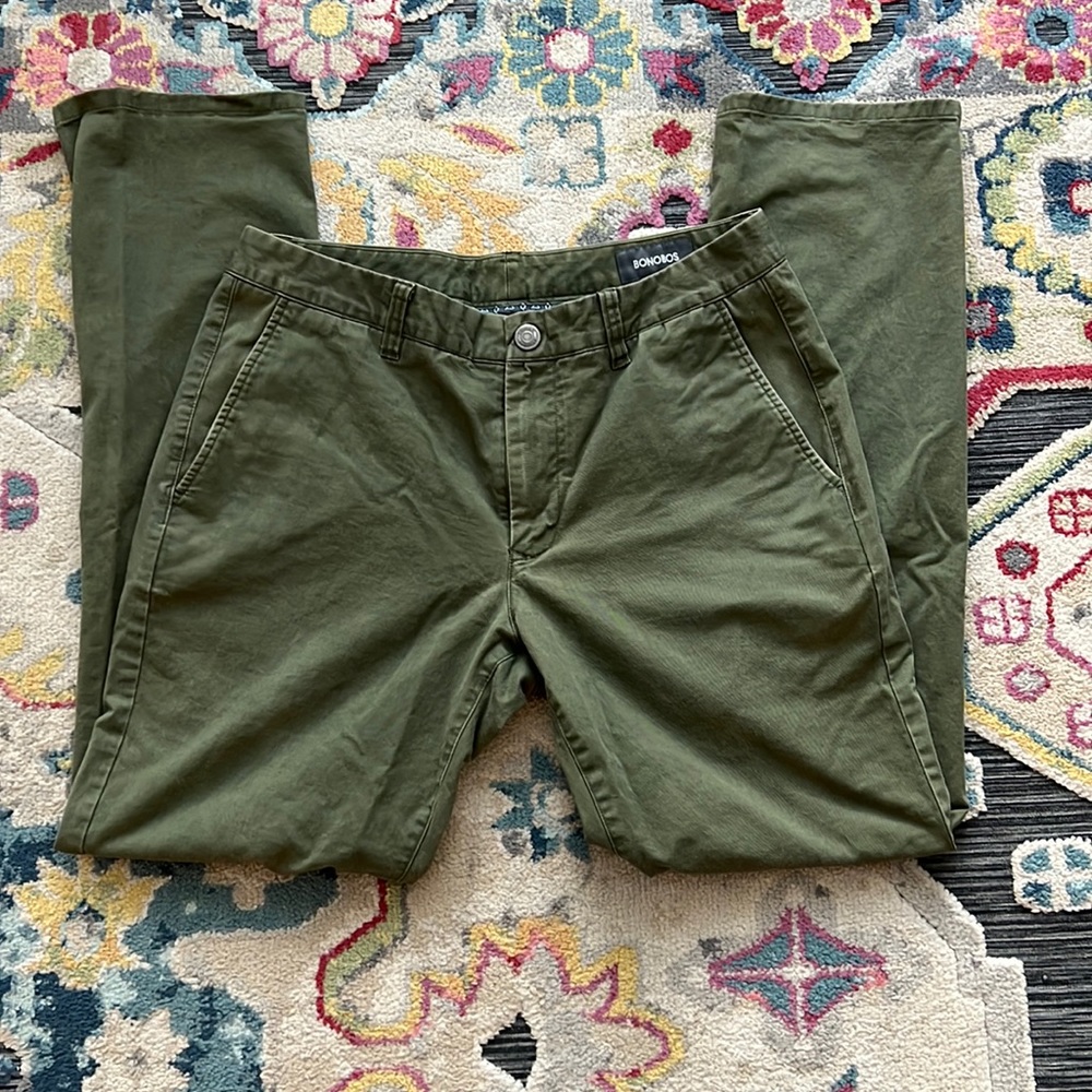 Slim fit khaki green Bonobos chinos